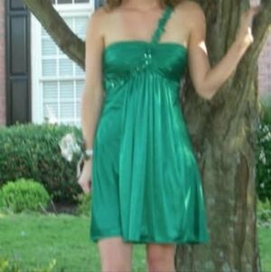 Green Semi-formal, mini dress, size small. Morgan & Co. One-Shoulder